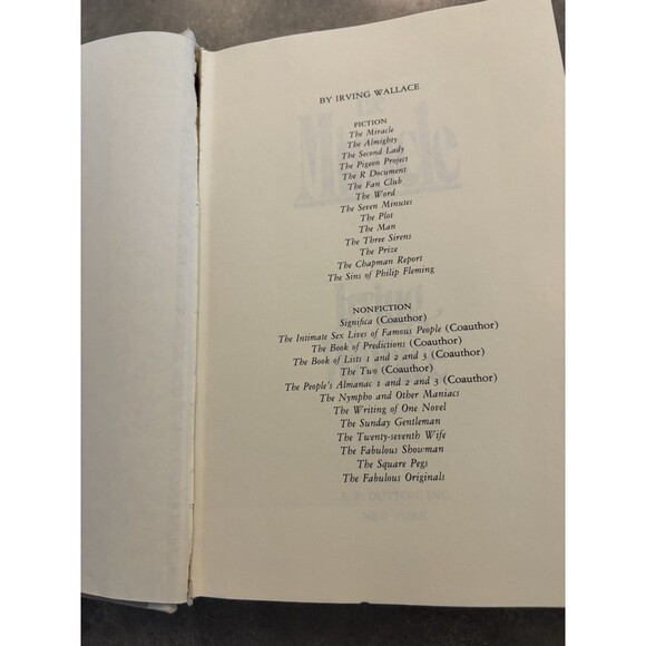 Irving Wallace - The Miracle - 1st Edition 1st Printing - Hardcover 1984 VTG - Picture 5 of 6